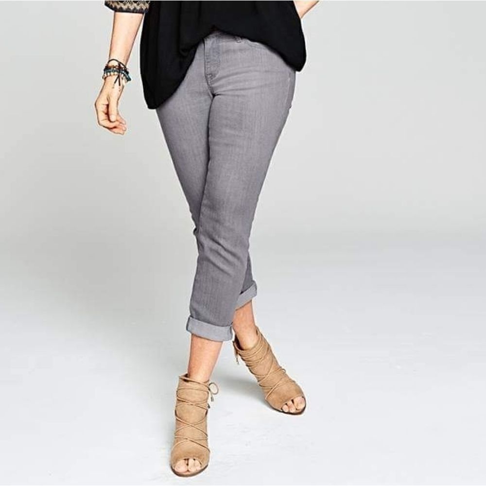 Roz & Ali Gray Straight Leg Denim Jeans
